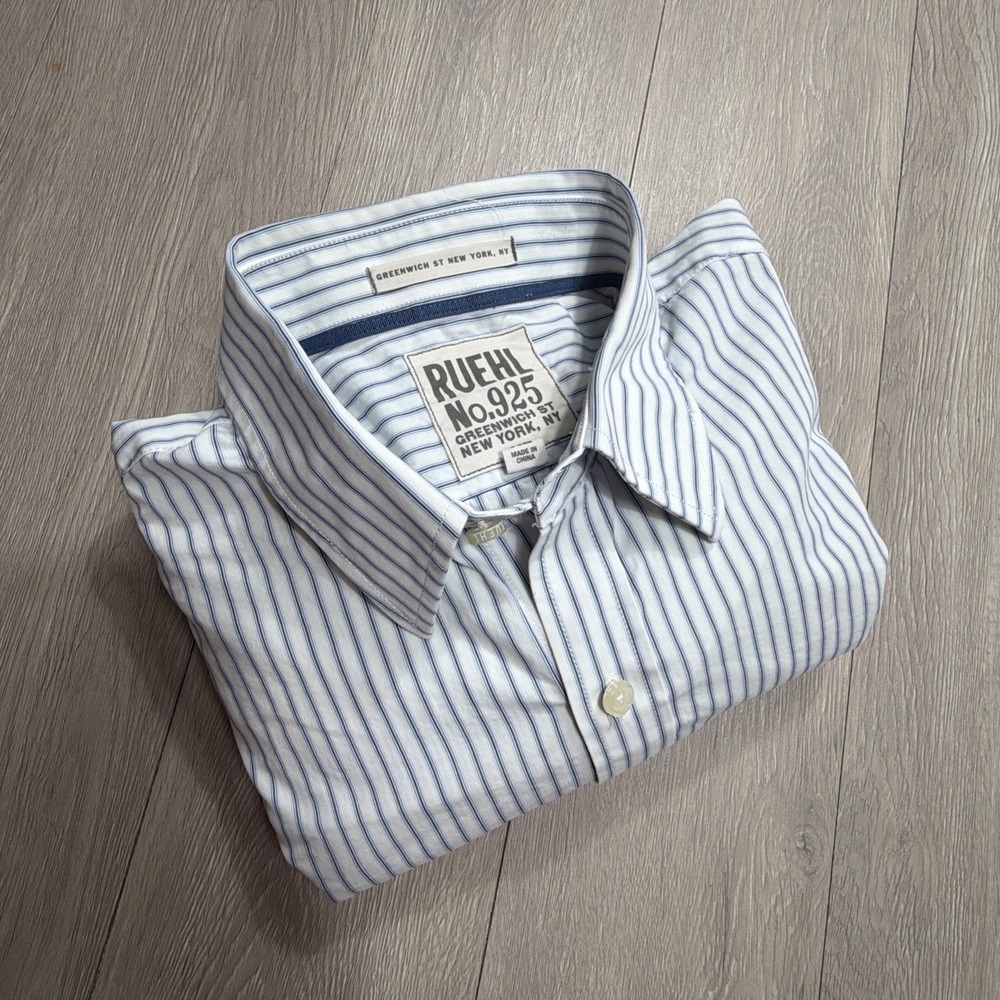 Ruehl No.925 Shirt Mens XL Blue White Striped Button Down Long Sleeve Pocket